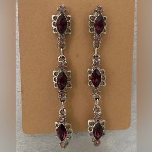 Le Chateau Earrings